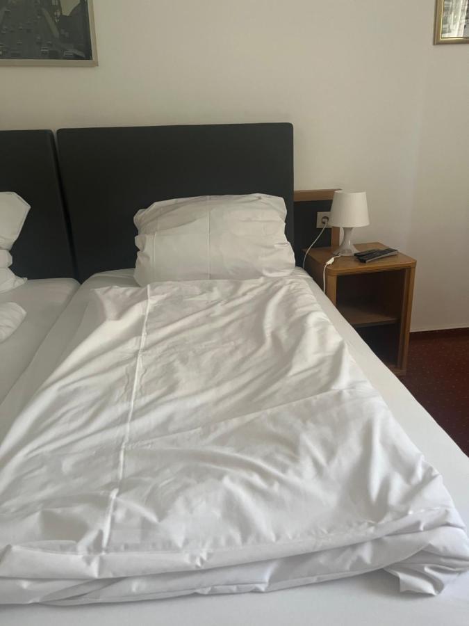 Hotel Zum Taunus Eppstein المظهر الخارجي الصورة